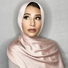 Новые сморщенные атласные шелковые хиджабы для женщин, Длинные однотонные хиджабы, 21 цвет