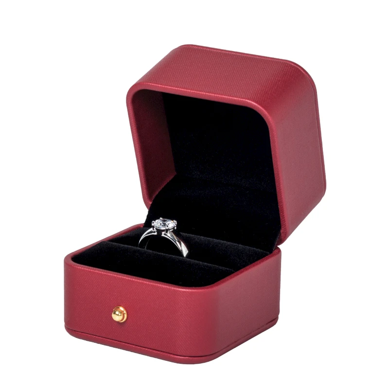 

Wholesale Old-style Red High-end Simple Flat Pu Leather Golden Button Decoration Jewelry Ring Box For Sister Gifts