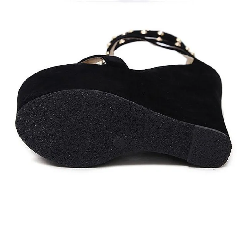 

MHYONS 2020 New Gladiator Women Sandals High Heels Fashion Sandals Chain Platform Wedges shoes For Women