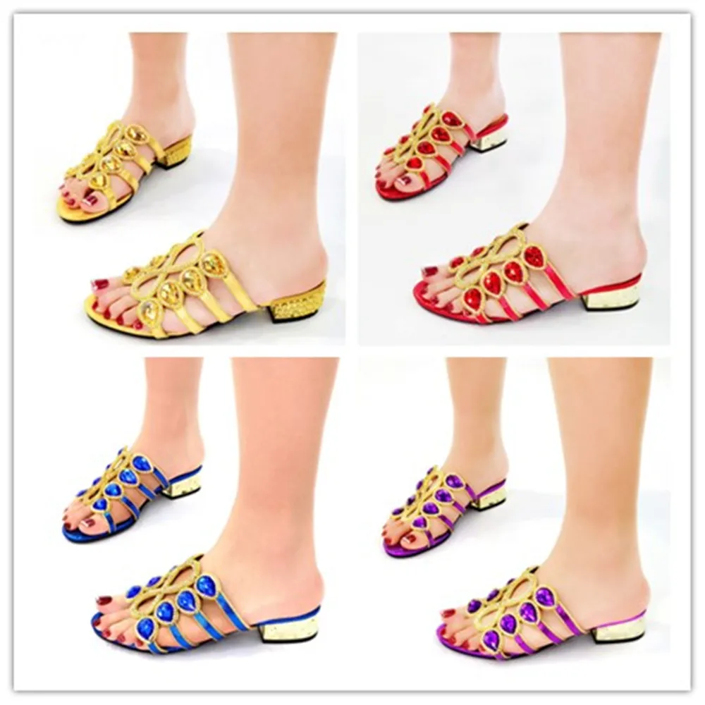 Туфли женские свадебные золотистые элегантные с камнем высокий каблук Модная