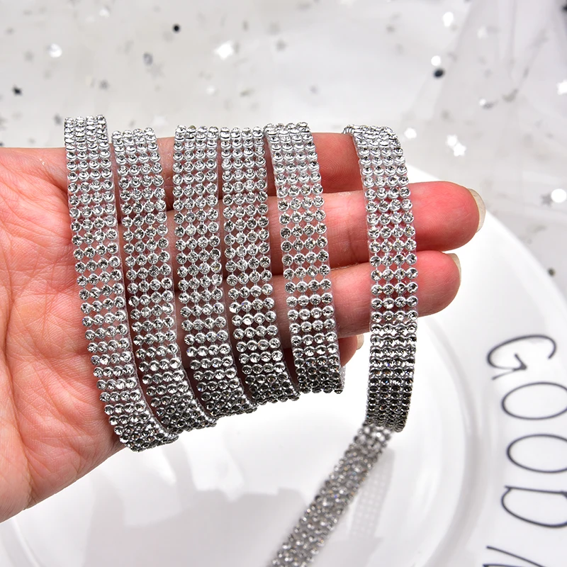 Бесплатная доставка 2 мм crystal clear Алмазный rhinestone окантовкой 4 ряда/шт ширина 1 см