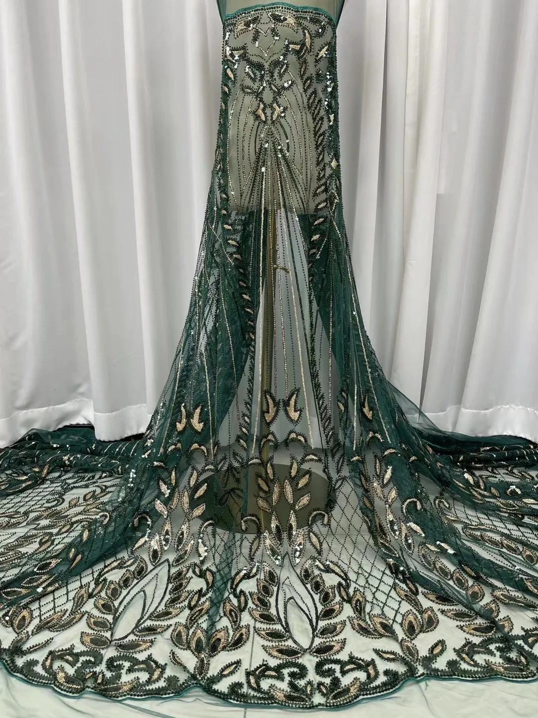 

Top Sale Sequins And Beads African Lace Fabric Nine Colrs Sequins French Mesh Laces For Dress Party Nigerian Tulle Lace Fabric