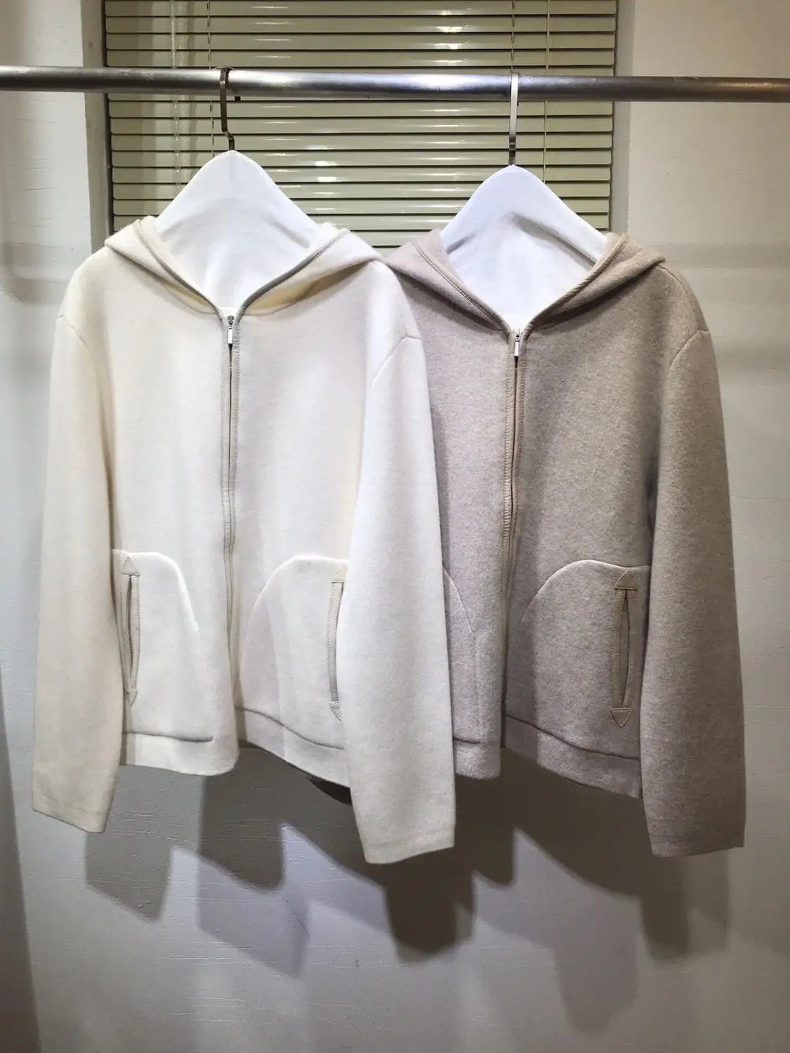 

Fashion women Hooded Cashmere Coats & Jackets 2020 Runway Luxury European Design party style Women Clothing