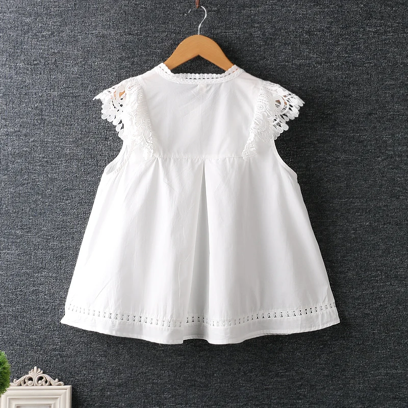 

2020 new summer clothing art small fresh hook lace splicing sleeveless top cotton vest women loose tops