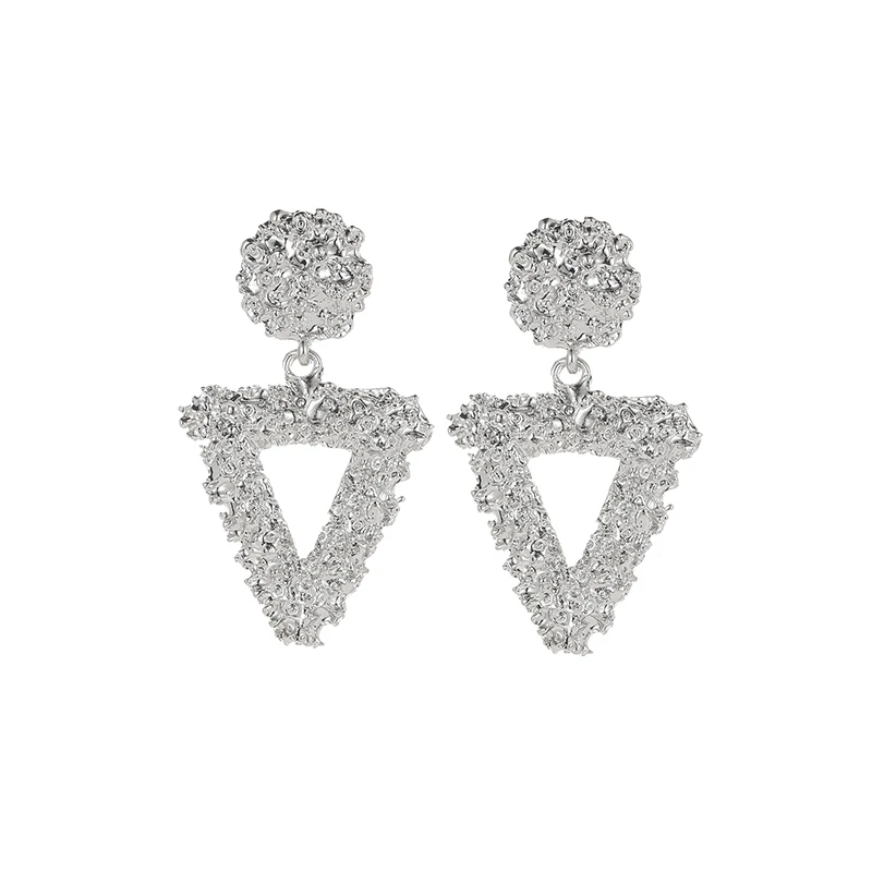 Посеребренные висячие серьги из полированного сплава цвета розового золота