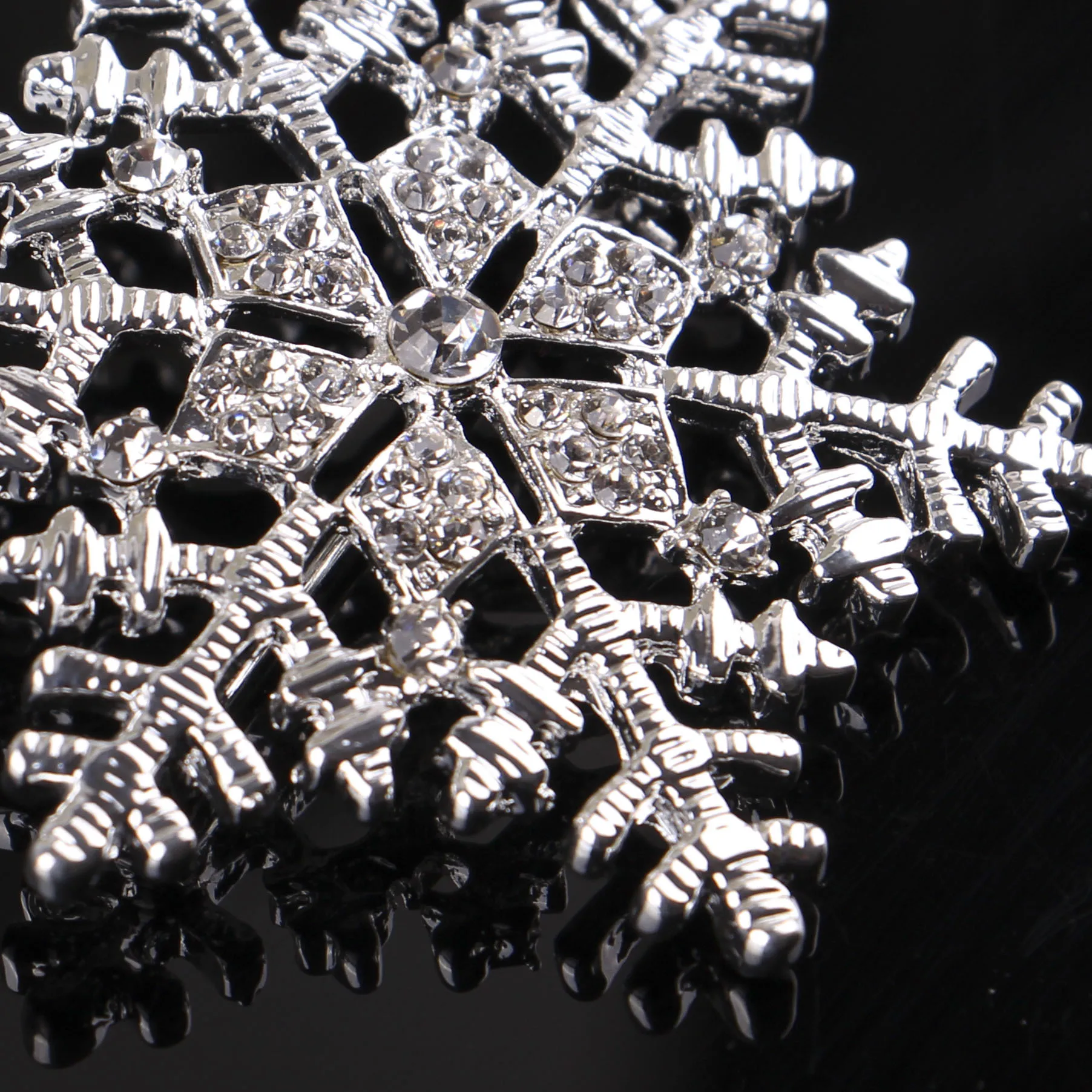 i-Remiel Fashion Jewelry New Rhinestone Brooches Christmas Snowflake Brooch Pin Badge Women Shirt Collar Accessories | Украшения и