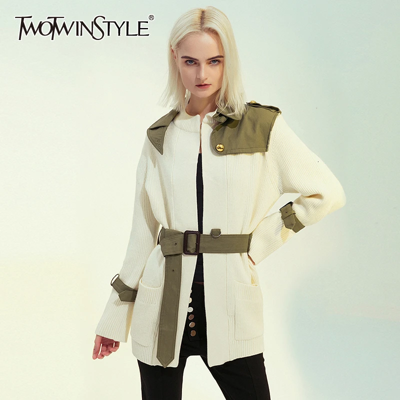 Женская куртка с отложным воротником TWOTWINSTYLE разноцветная трикотажная