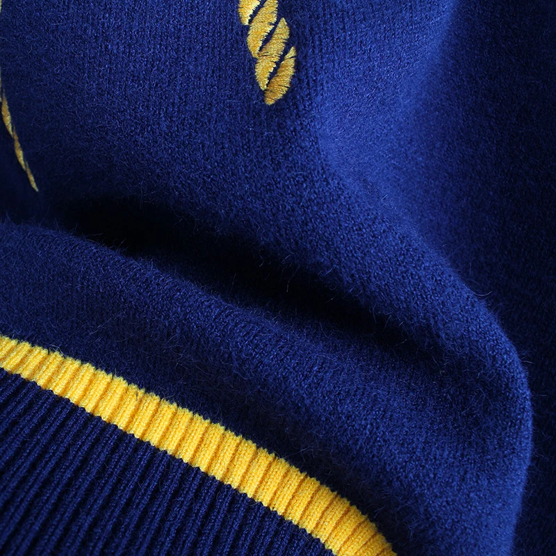

Autumn 2020 New Loose Pullover Sweaters V-Neck Women's Autumn Winter Long Sleeve Knitted Sweater Students Thickened Kntiwear