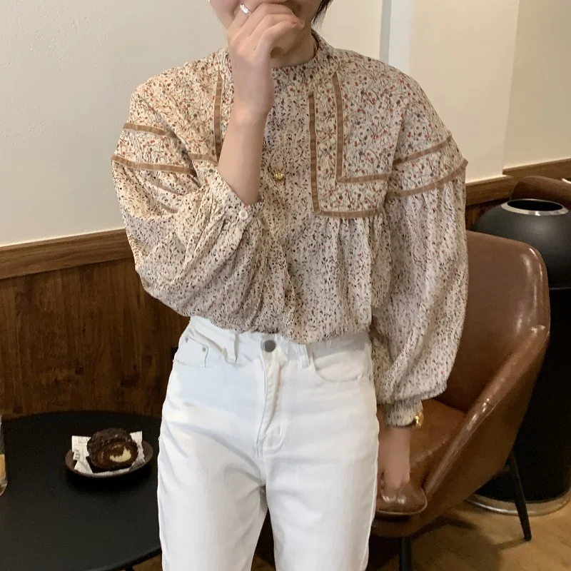 

2021 Spring Retro Stand Collar Women Tops Stitching Lantern Sleeve Peter Pan Collar Nine Quarter Sleeve Loose Shirts Female