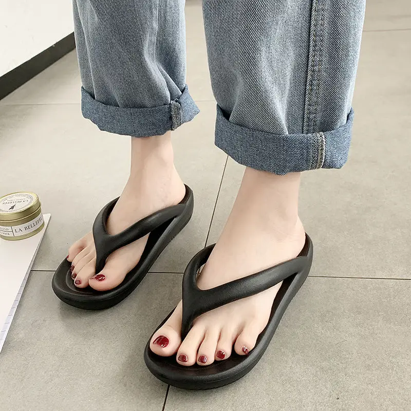 

Couples thick-soled flip flops women's outer wear fashion flip flops summer men's beach sandals and slippers