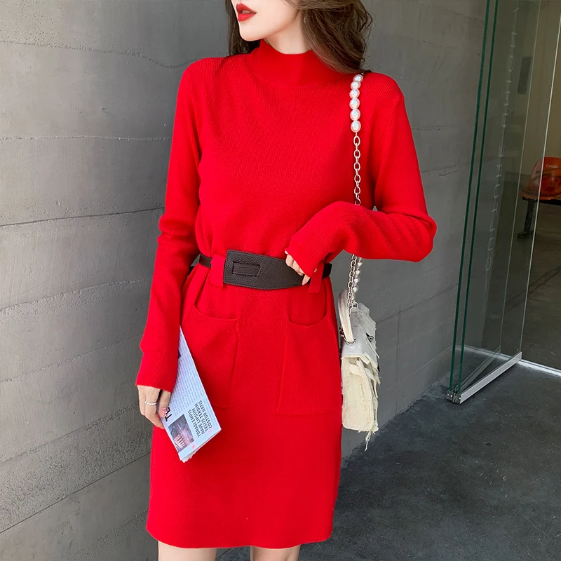 

Женское трикотажное платье-миди с высокой талией и поясом