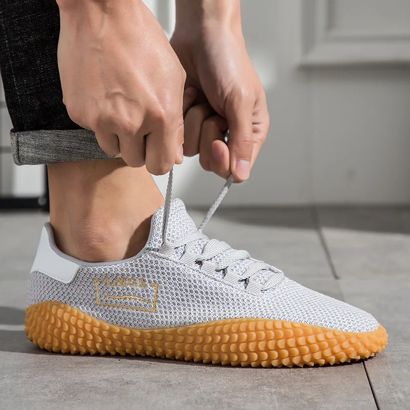 Мужская повседневная обувь Новинка 2020 года Сезон весна-лето Ультра-светильник