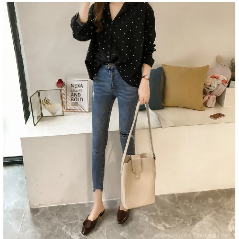 

Summer Chiffon Polka Dots Shirt Womens Tops and Blouses 2021 Summer Women Tops Casual V-Neck Long Sleeves Blouses Spring