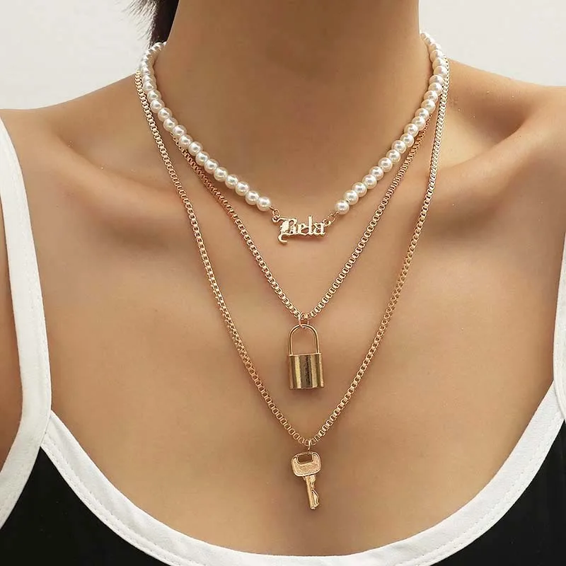 

Punk Multilayer Necklace Vintage Letter Gold Necklaces Women Gothic Fashion Geometric Chain Feather Pearl Sun Coin Jewelry Gifts