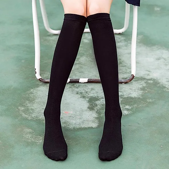 1 pair of socks Doki Literature Club Monika cosplay Sayori Yuri Natsuki Косплей Костюм Школьная форма для девочек Женский Игровой костюм полный комплект - Цвет: 1 pair of socks