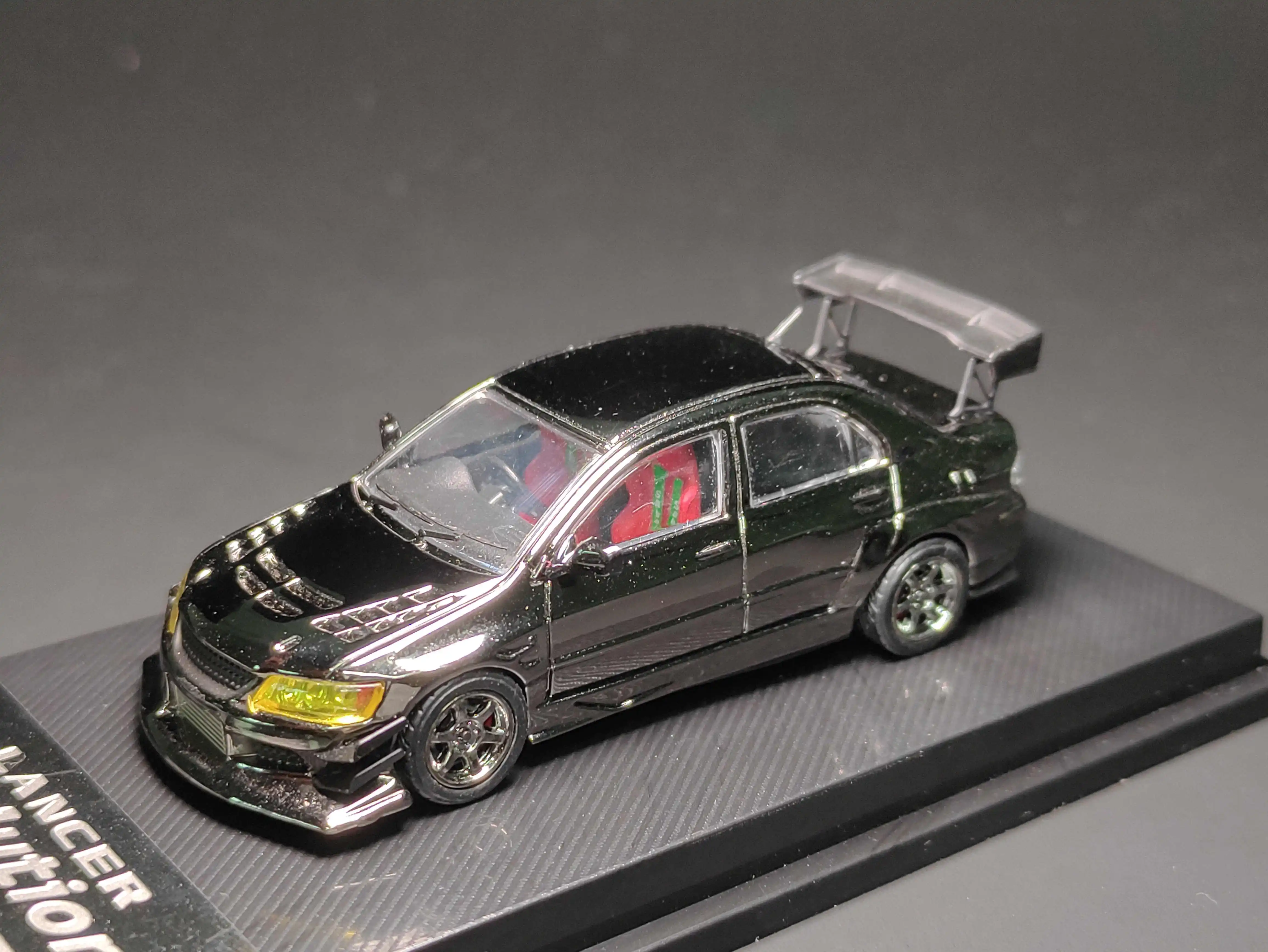 

CM 1/64 Mitsubishi Lancer Evolution IX DieCast Model Collection Limited Edition