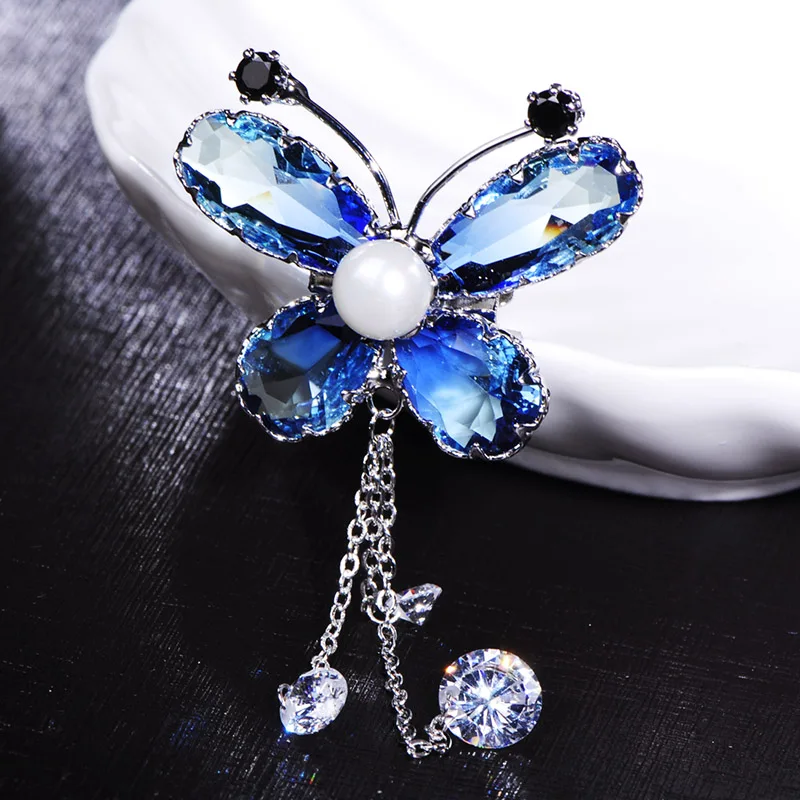 

FUNMOR Exquisite Blue Zircon Butterfly Shape Brooch Pins Long Tassel Pendant Women Animal Brooches Wedding Bridegroom Corsage