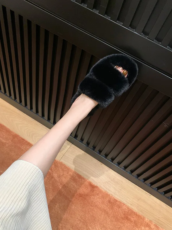 Winter Women House Slippers,Faux Fur Warm Flat Shoes,Female Slip on Home Furry Ladies Slippers Open Toe Fluffy And Anti-Skid