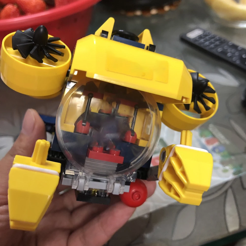 Детский конструктор Подводная лодка совместимый с 60266 строительными блоками |