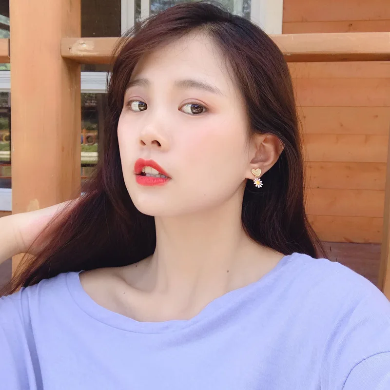 Ассиметричные корейские ювелирные изделия милые маленькие висячие серьги в