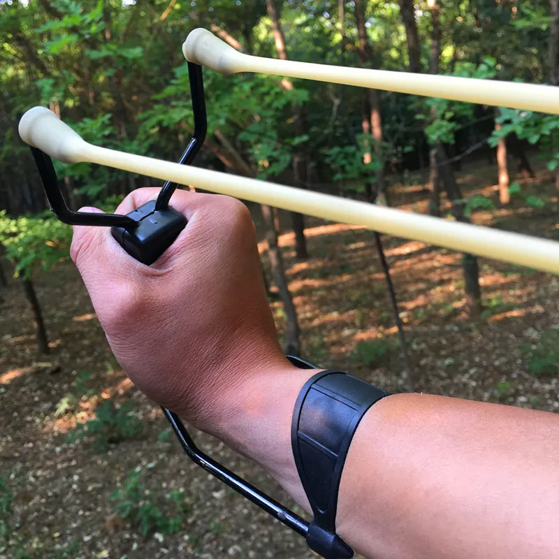 

Powerful professional slingshot with wrist guard latex tape Hot selling high quality outdoor hunting shooting slingshot