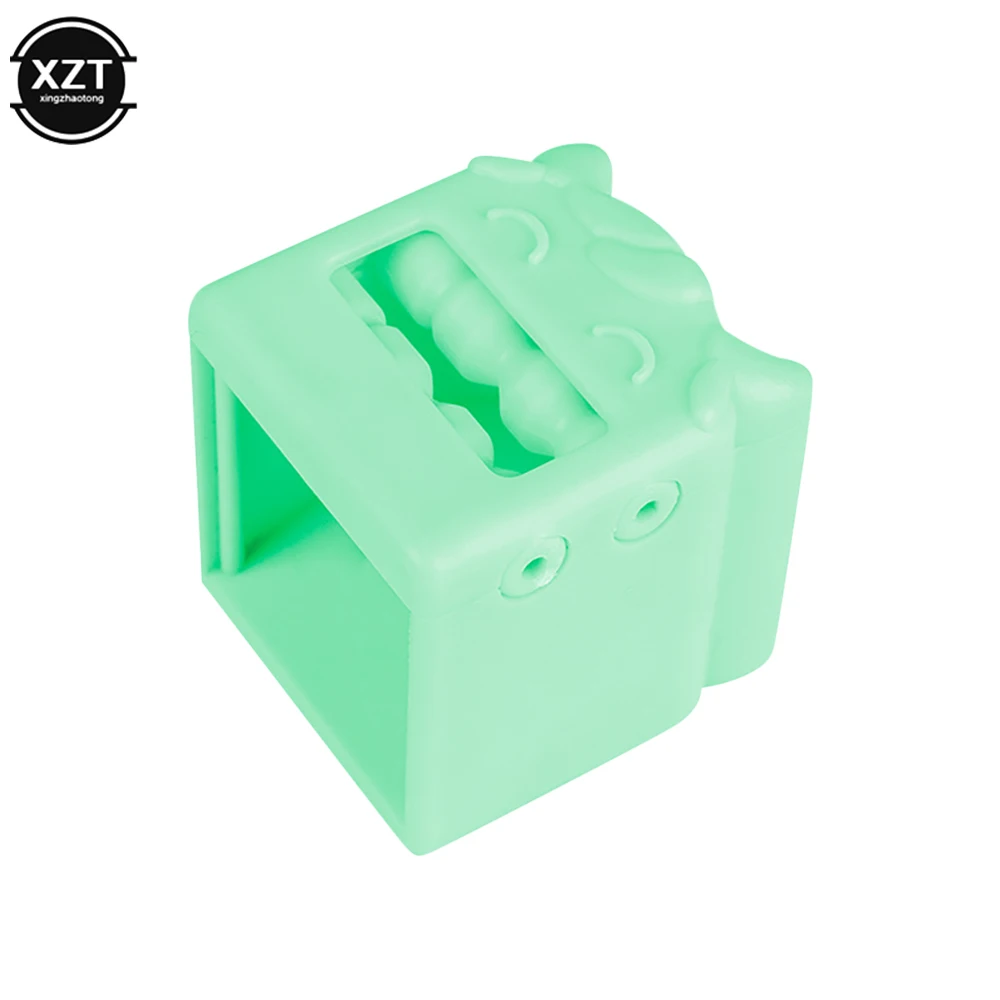 

Автоматический очиститель семян дыни Lazy Artifact