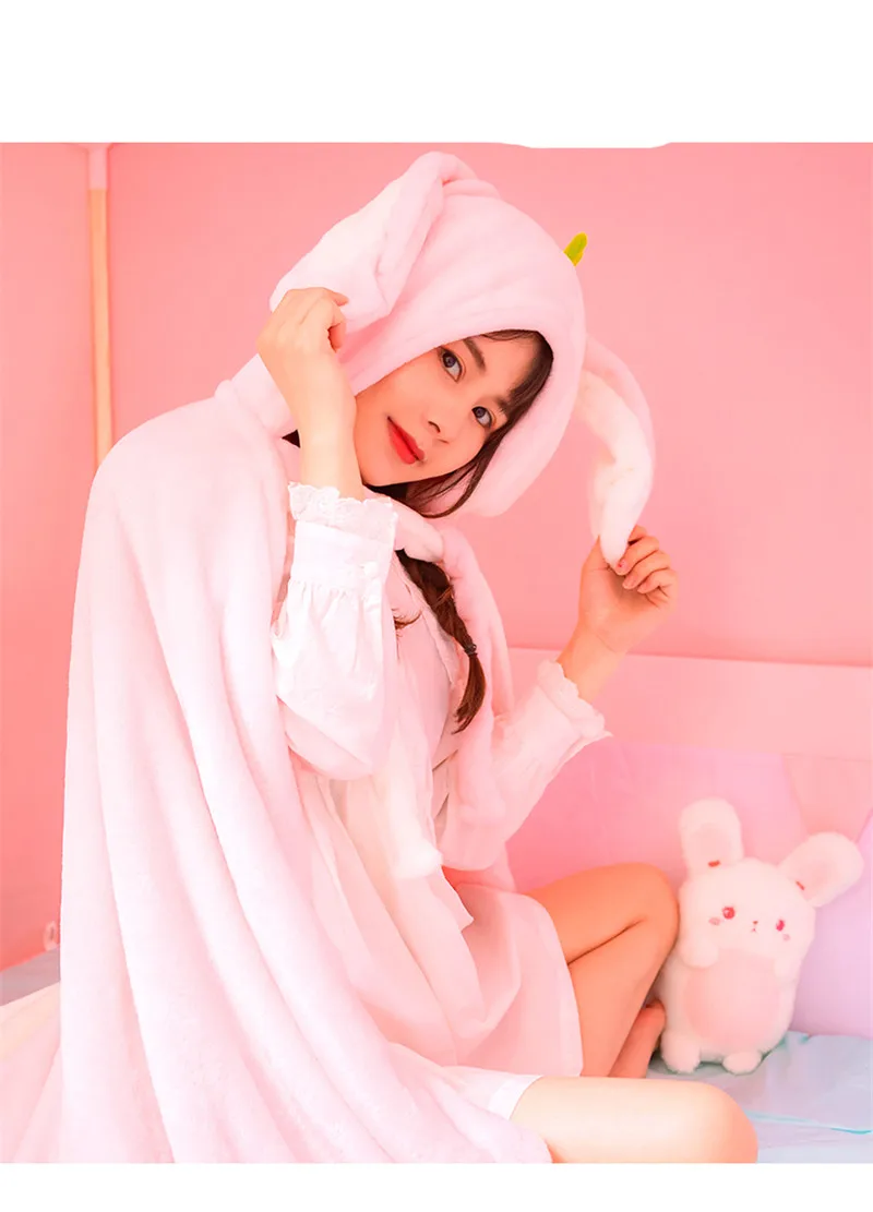 Милый кролик супер мягкий плащ с капюшоном для девочек-подростков Kawaii Медведь с ушками плащ Лолита теплый удобный флис носимых женщин офисное одеяло