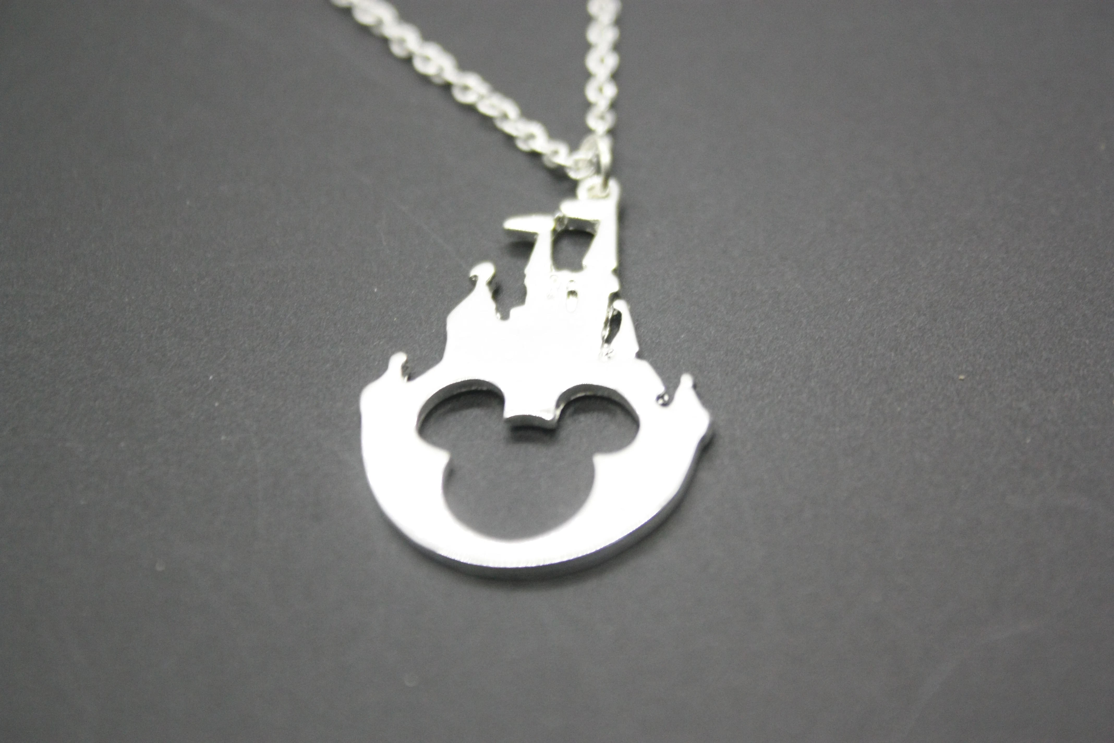 Сказочный замок колье с Микки мультяшное здание животное персонаж Мики мышка уши