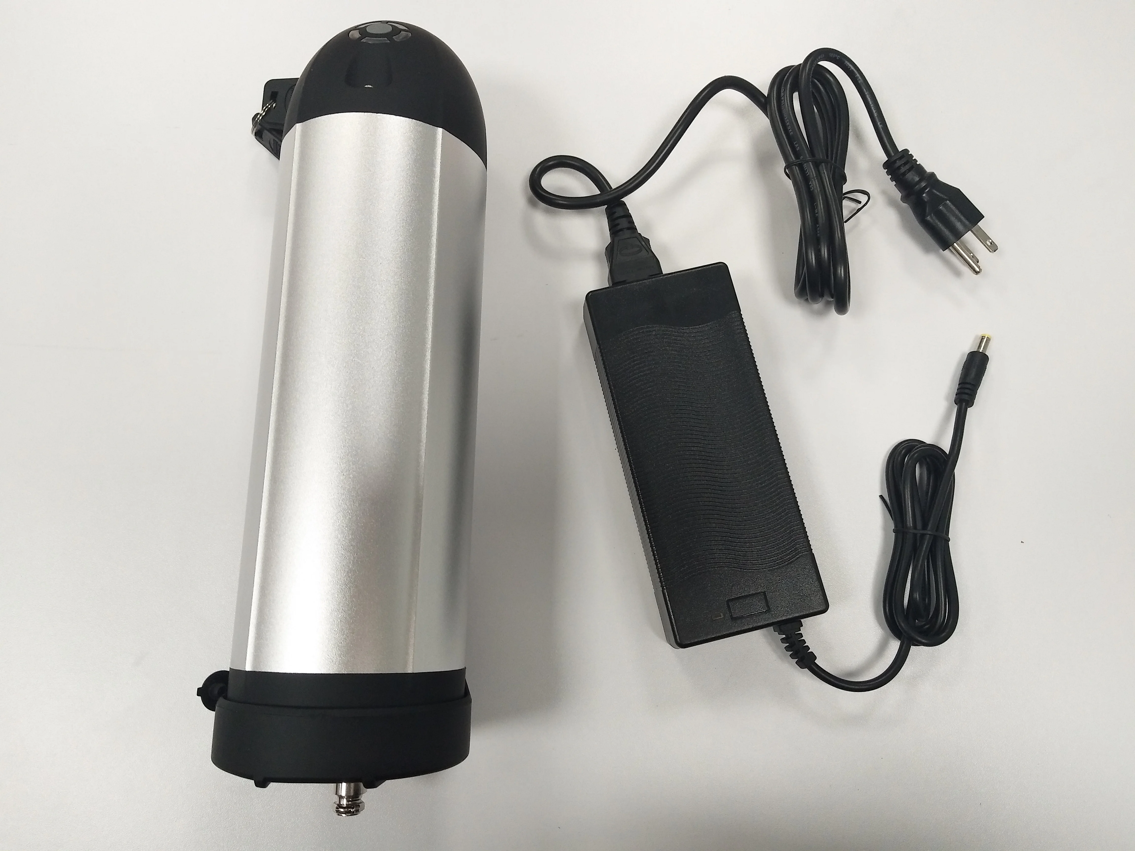 

Electric Bicycle Battery 36V 10Ah Bottle Lithium Battery Fits 250W 350W E-Bike Scooter