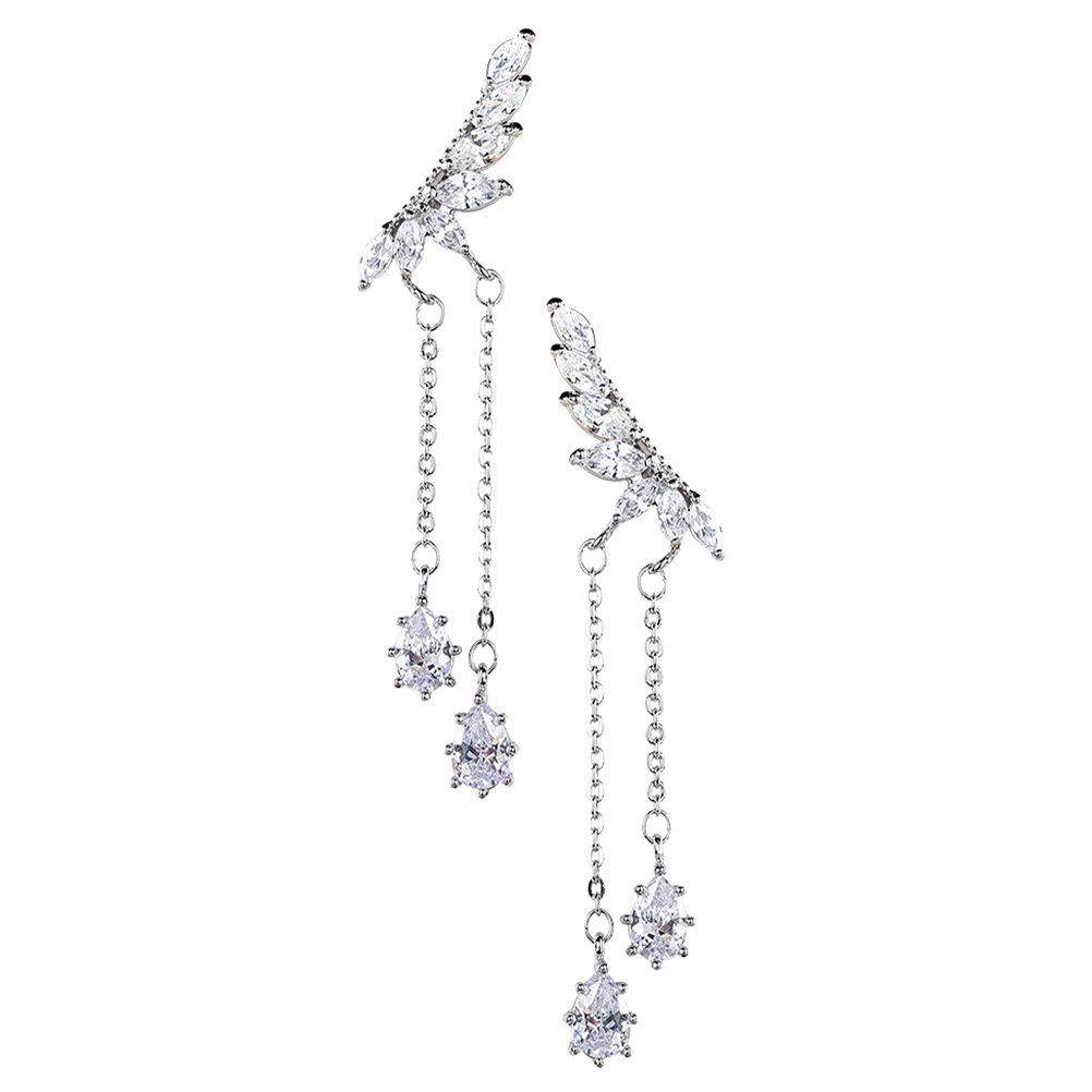 

1 пара, стразы в виде детской лампы, цвет серебристый