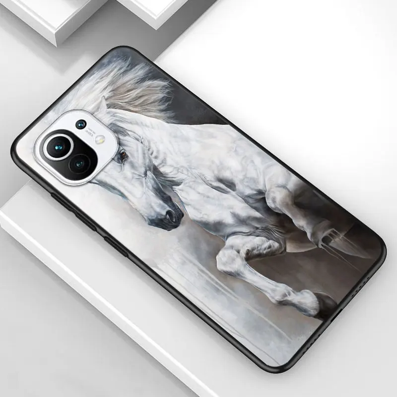 

Running Beauty Horse for Xiaomi Mi 11 10T Note 10 Ultra 5G 9 9T SE 8 A3 A2 A1 6X Pro Play F1 Lite 5G Black Phone Case
