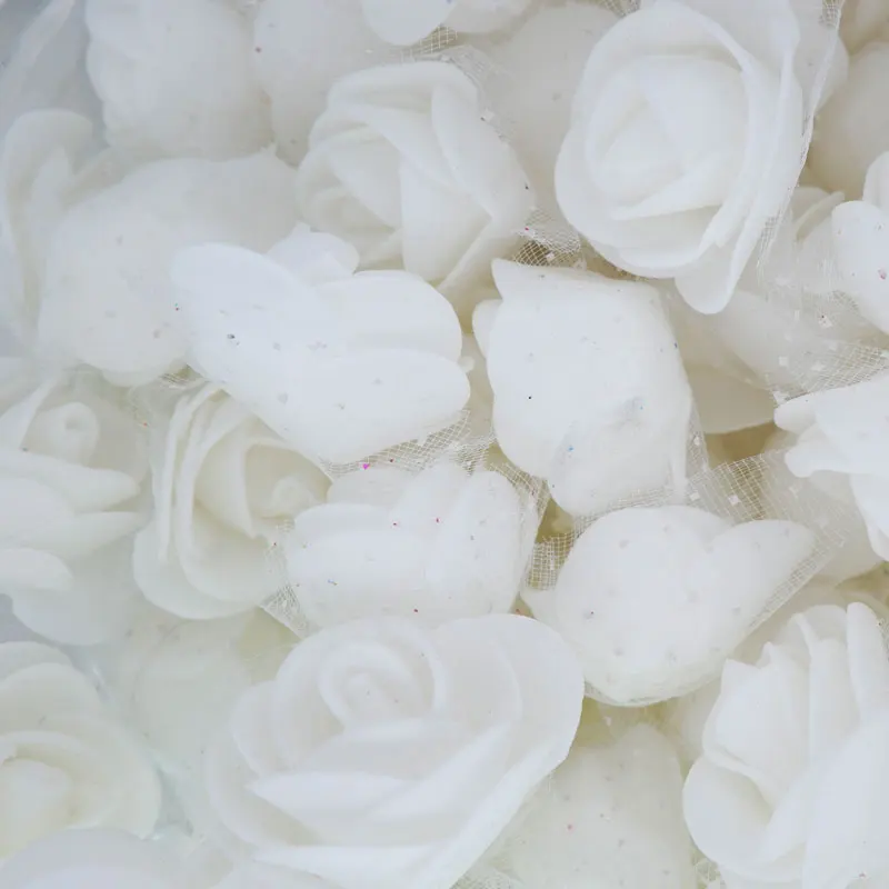 white 500 шт 3,5 см поролоновые розы цветы головок, искусственные цветы с тюлем украшение в виде свадебного букета DIY розы аксессуары в виде мишки - Цвет: white