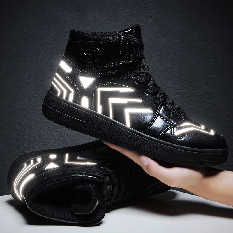 Мужские высокие кроссовки с красной подошвой и вулканизированной мужские