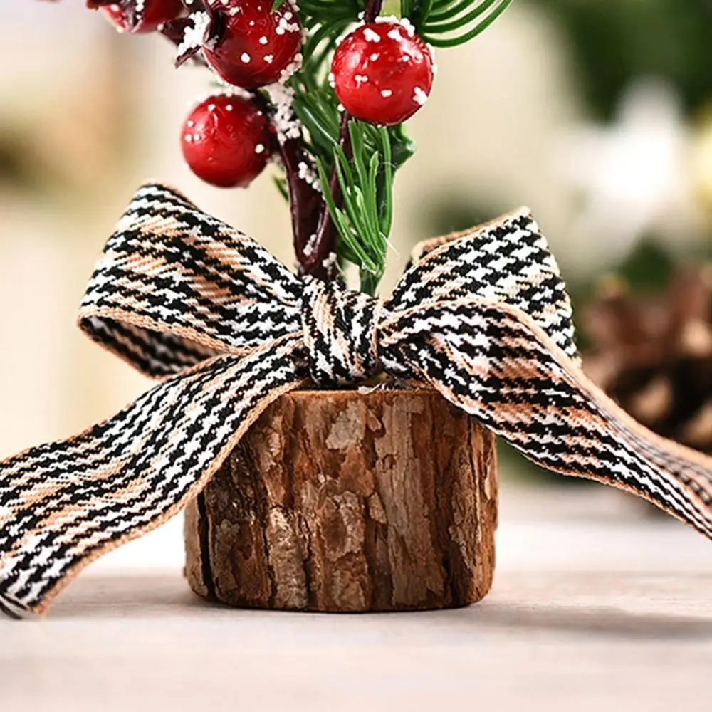 

25cm Mini Christmas Decoration Tree Festival Desktop Decoration Small Tree Tree Festival Party Decoration for Home New Year