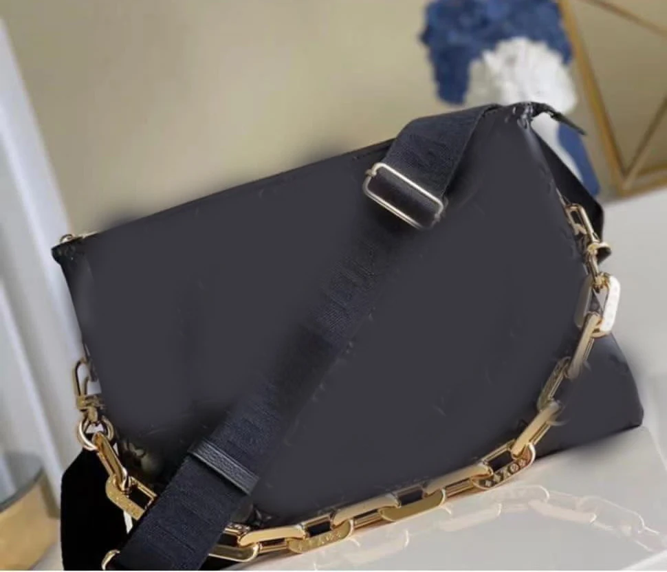 

Кроссовки обувь