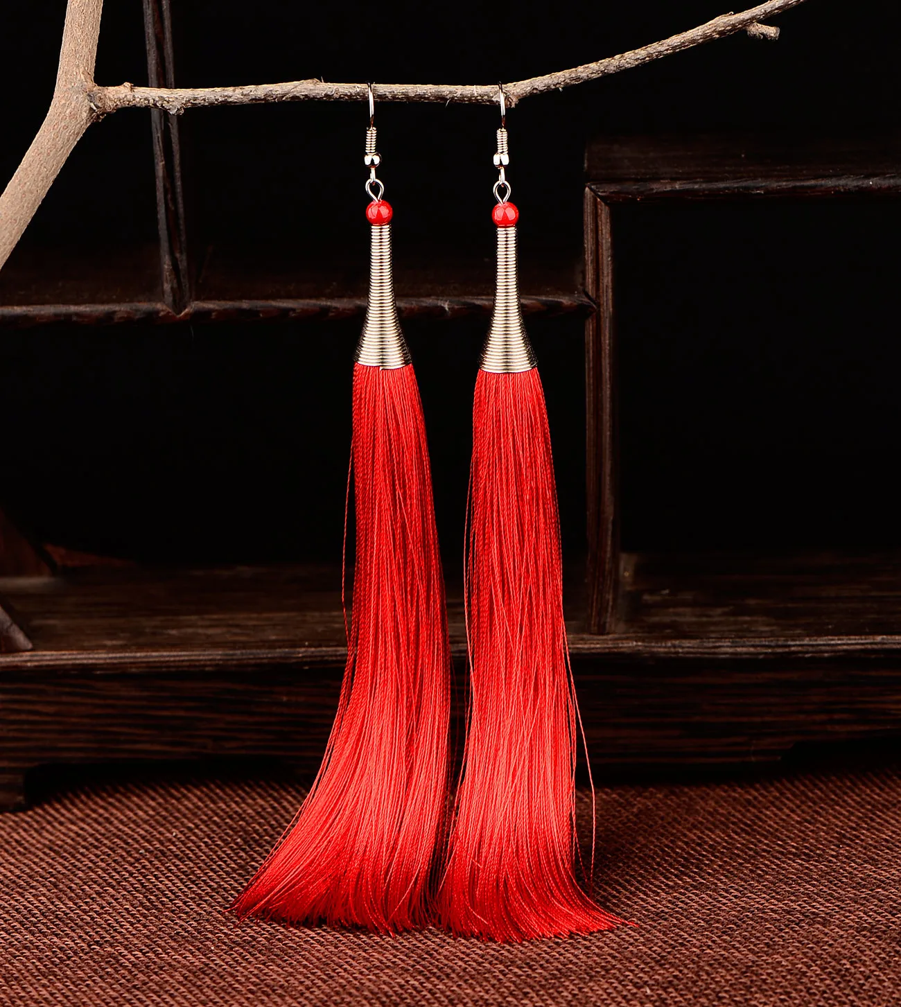 Висячие серьги с кисточками амулет модные очаровательные подарочные украшения