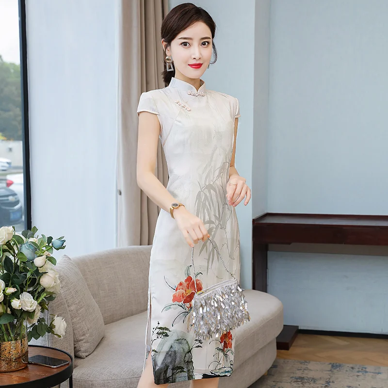 Женское платье в китайском стиле длинное летнее с короткими рукавами модель 2020