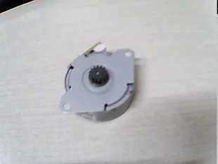 

1pc Scanner Motor Q3066-60222 Q3948-60186 For HP 2727NF 1522 1522N 1522nf 2727 3050 3030 2840 3055 3390 3392 3052 M2727