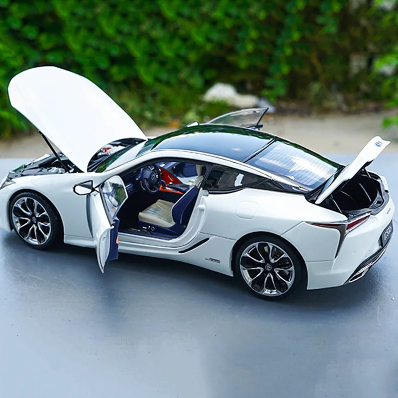 1:18 sclae LC500h сплав модель автомобиля литой металлический автомобиль игрушка настоящий интерьер стекаются коврик коллекция Дети Детские подарки дисплей