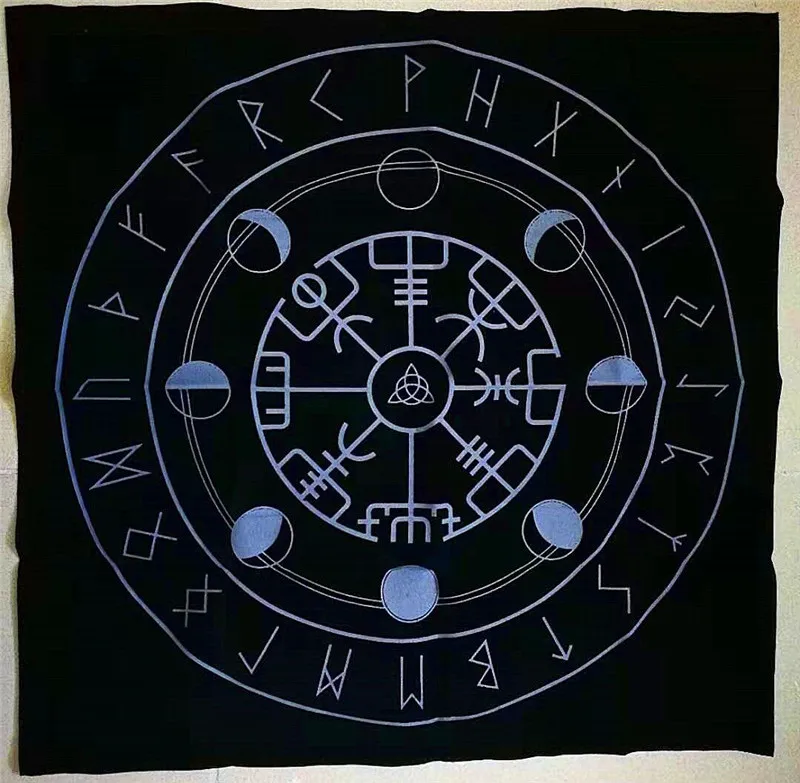 

4 styles Retro Altar Tarot Cards Bag Party Table Cloth Board games Sun Moon Tablecloth For Divination Wicca Velveteen Tapestry