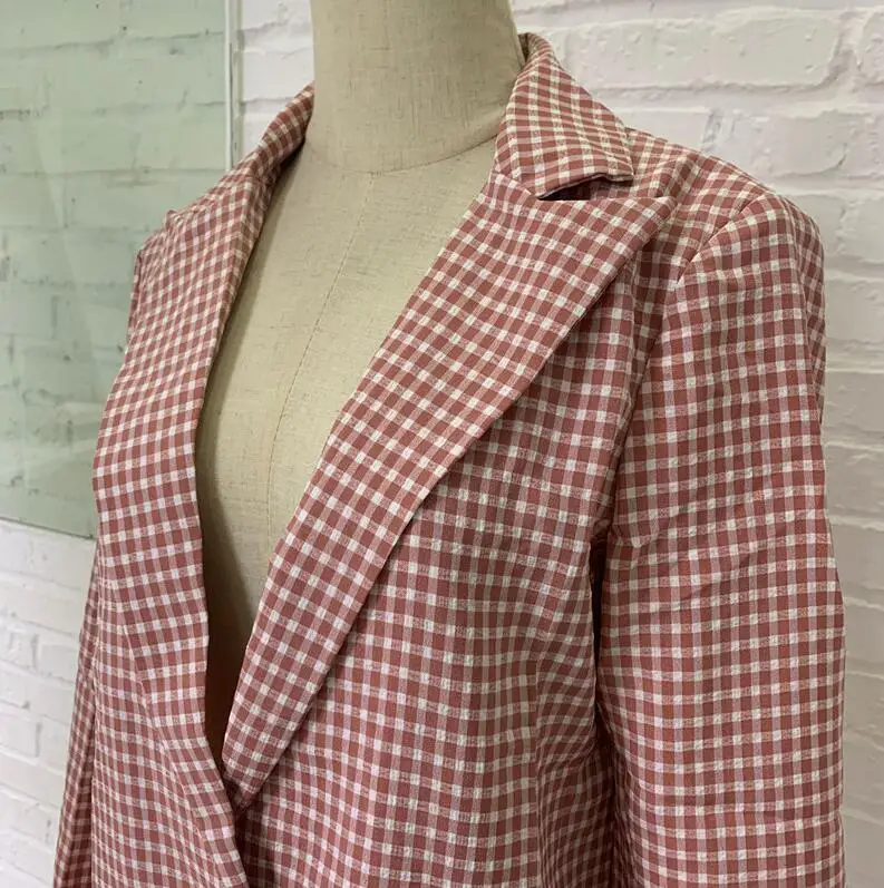 Женский клетчатый блейзер с длинным рукавом на одной пуговице розовый пиджак в