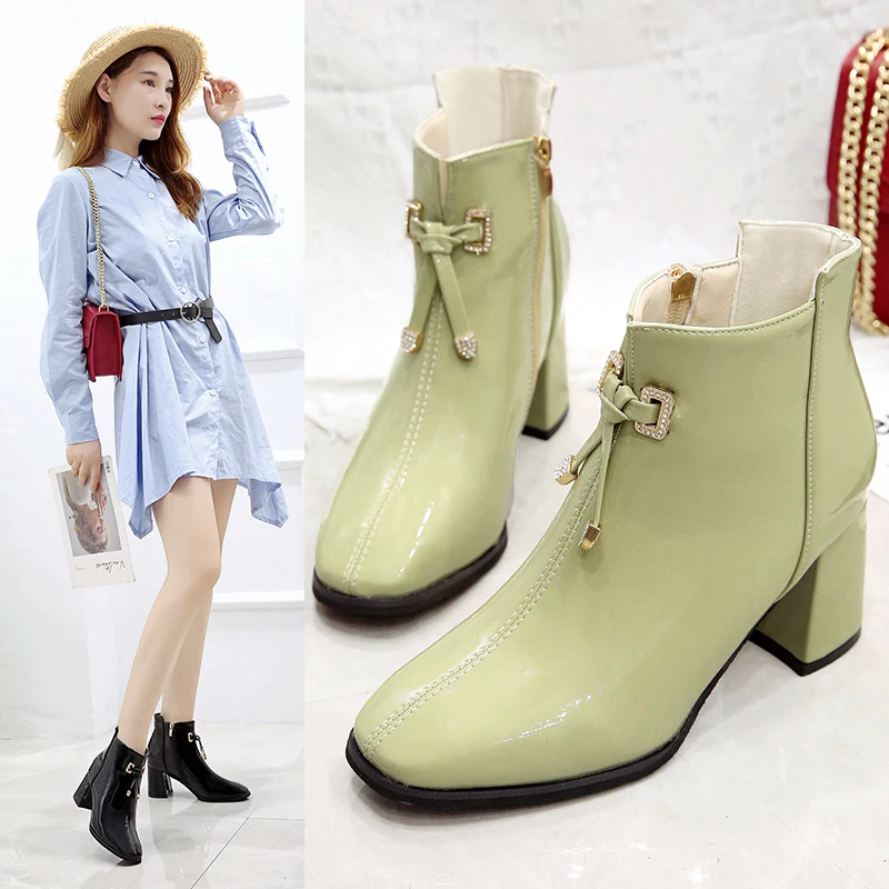 Модные ботильоны из лакированной кожи женские демисезонные ботинки на молнии