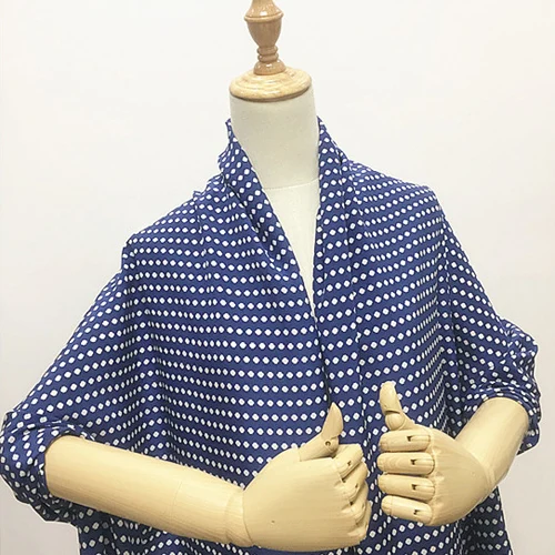 Белый геометрический дизайн на темно-синей шелковой ткани с принтом SCDC1042 | Дом и