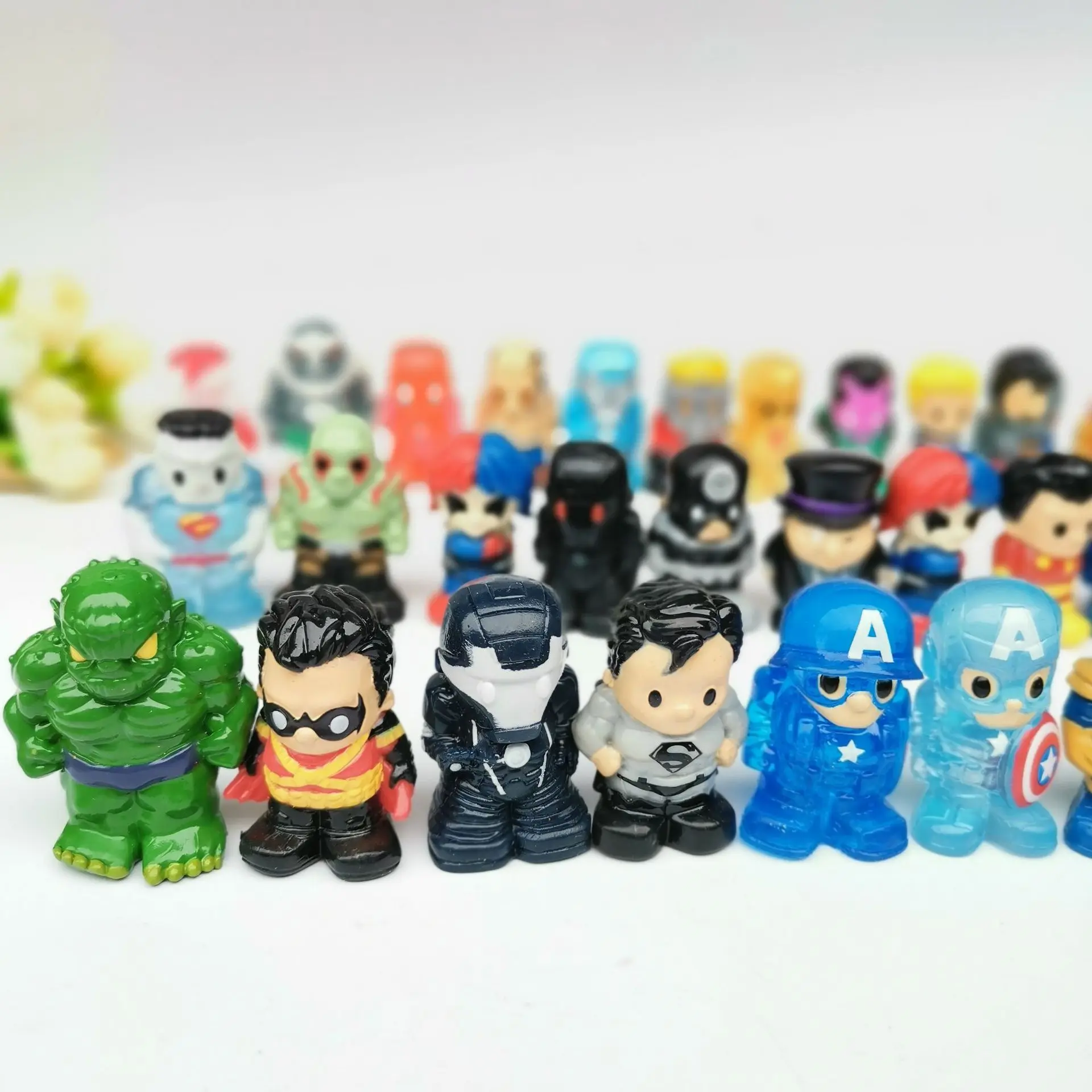 10 шт./лот 4 5 см горячие аниме экшн фигурки супер герои мягкая резина винил