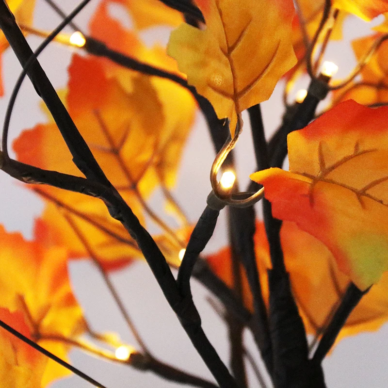 

Halloween Maple LED Light Family Living Room Bedroom Wedding Prop Decoration Children's Troublemaker Night Lighting Party