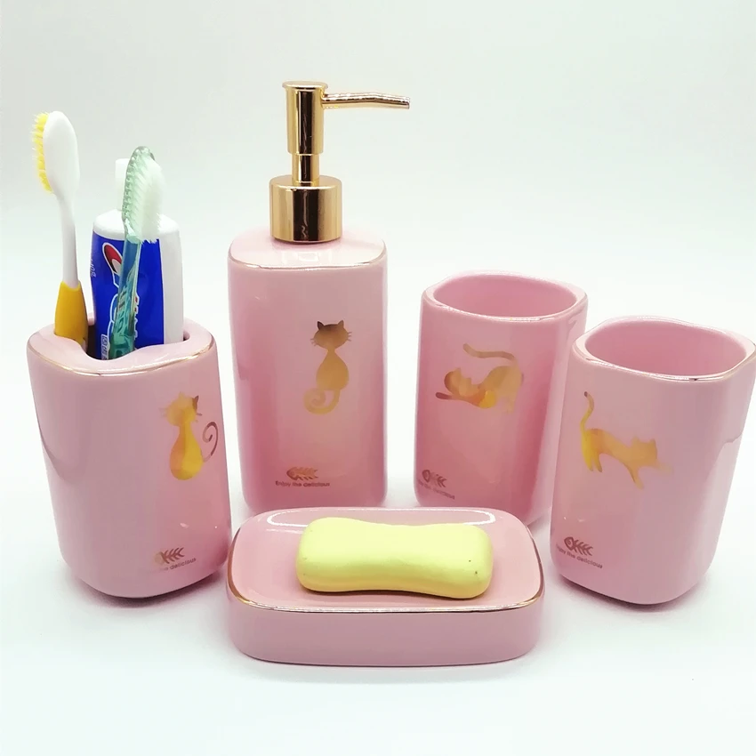 Free Shipping Bathroom Accessoreis Set 4pcs 5pcs Pink Toilet Decoration Ceramic Golden Cat Personal Supply Kits Home Decor