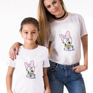 Summer Disney Daisy Duck T-Shirt Women Fashion Casual Short Sleeve Streetwear Mother and Daughter Top Family Matching Clothes