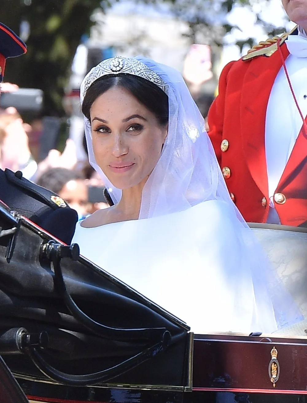 Великолепная корона тиара de Noiva Meghan Markle короны свадебные аксессуары для волос женские украшения для волос циркониевая свадебная корона и диадемы