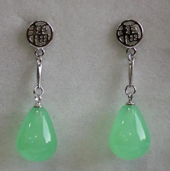 

wholesale fancy design Chinese style 12*16mm light green jades earring