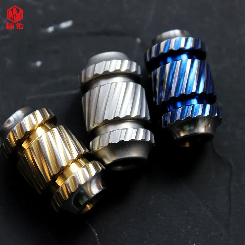

Titanium Alloy Pendant Paracord Bead Survival Umbrella Cord Pendant Keychain Accessory EDC Knife Bead